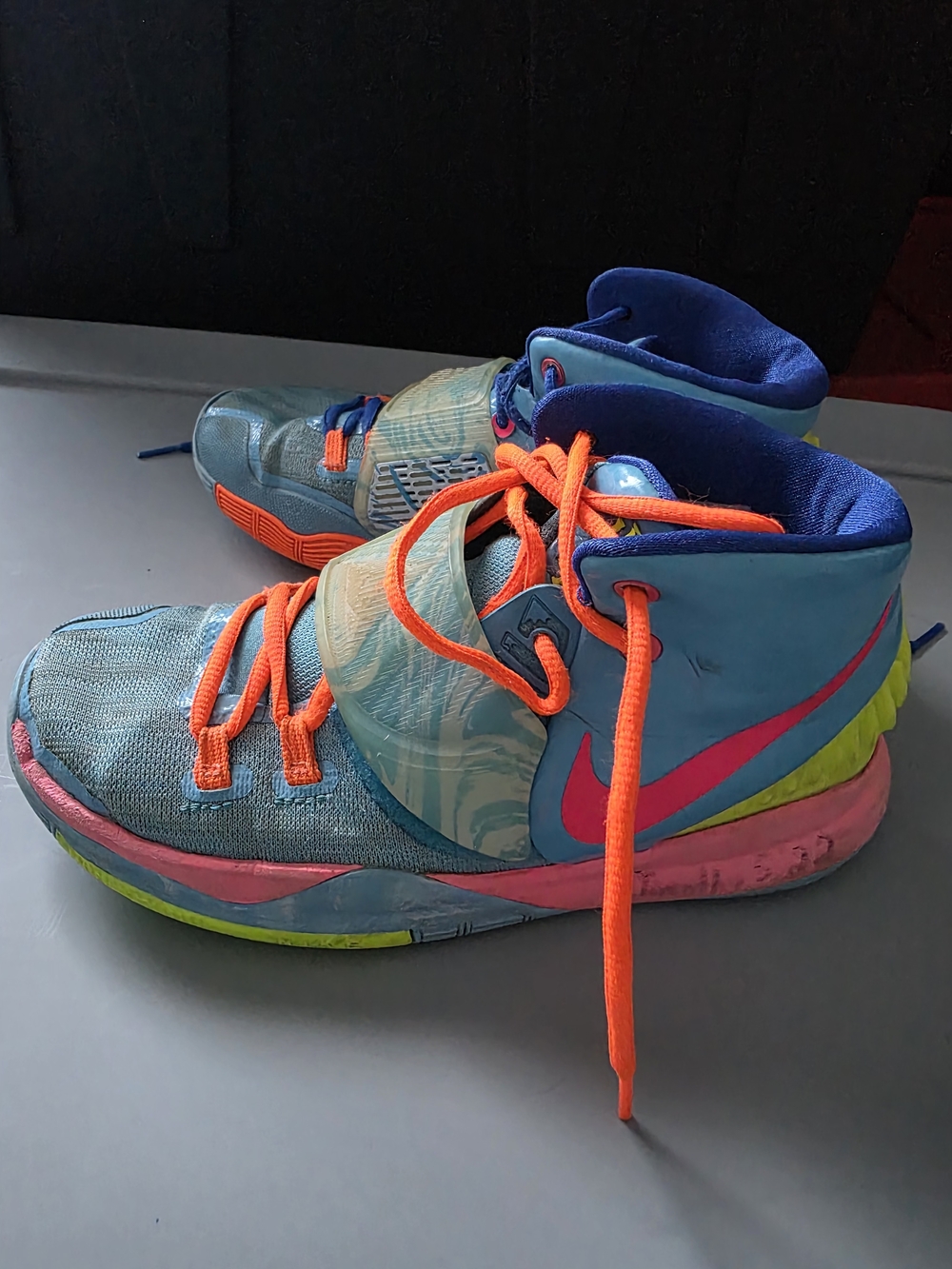 Nike Kids' Turquoise & Pink Basketball Shoes with Neon Laces